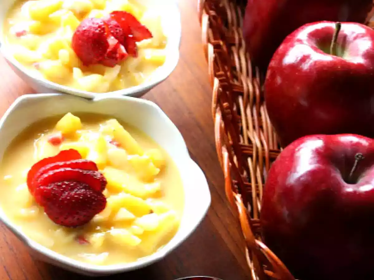 Fruits Salad (Fruits in Mango Pulp and Condensed milk)