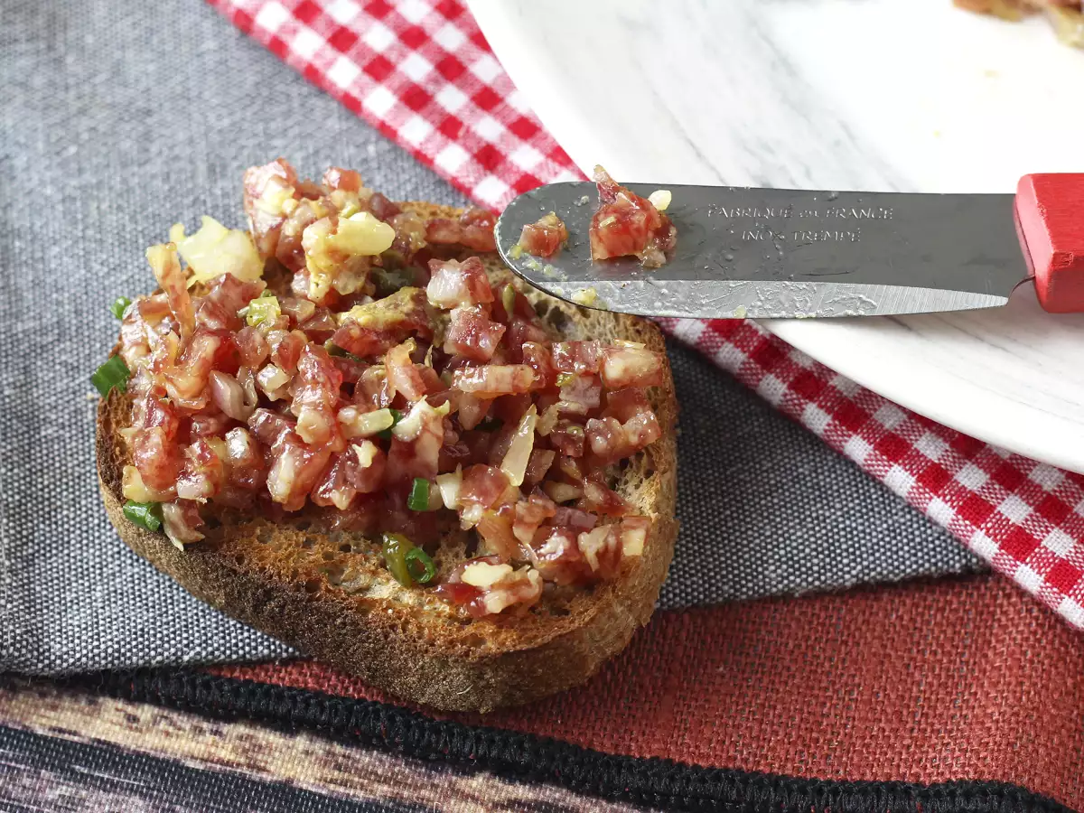 Fuet tartare: a quick version of the classic steak tartare - photo 4