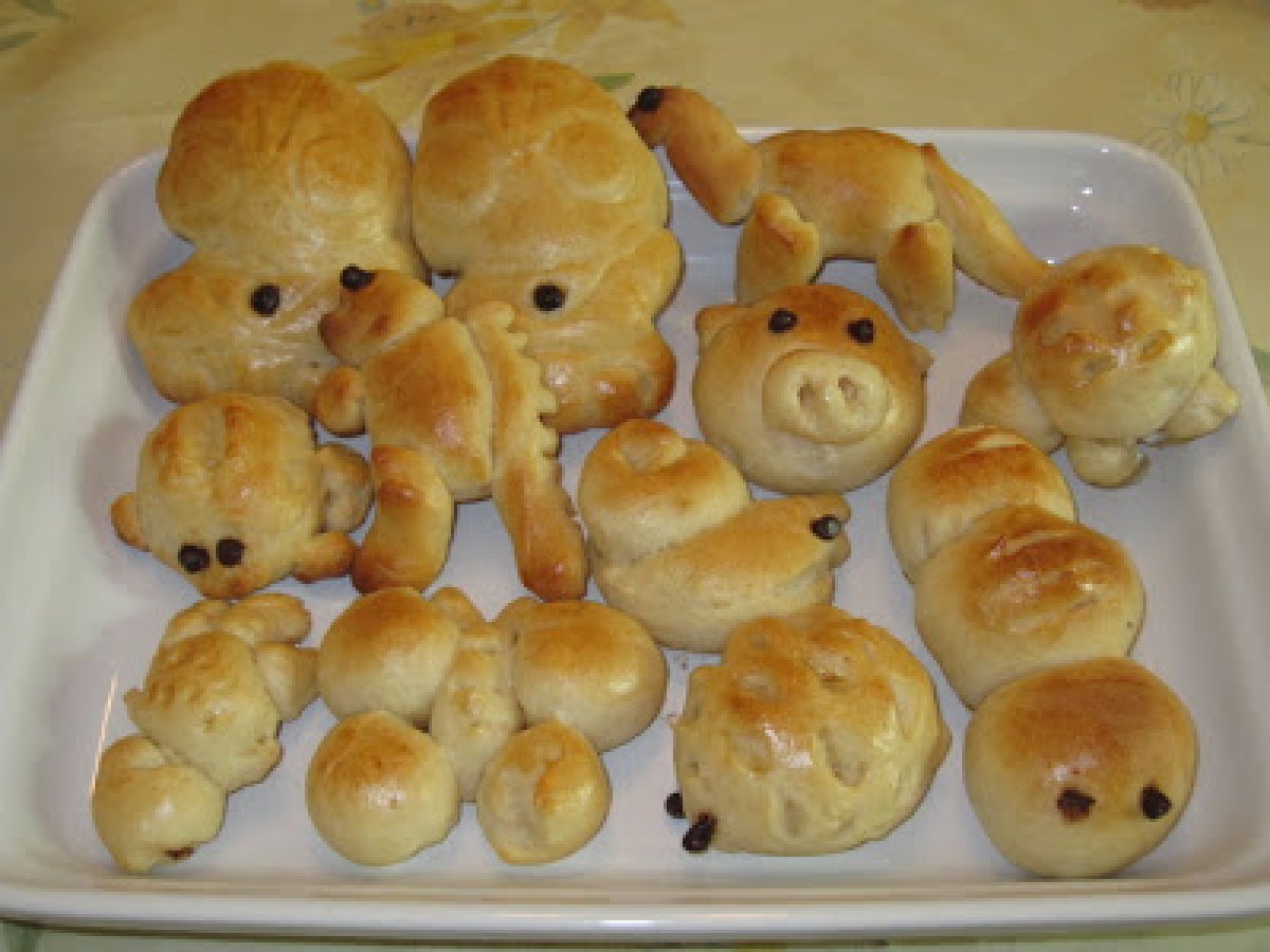 Fun Animals and Cocktail Sausage Mini Buns