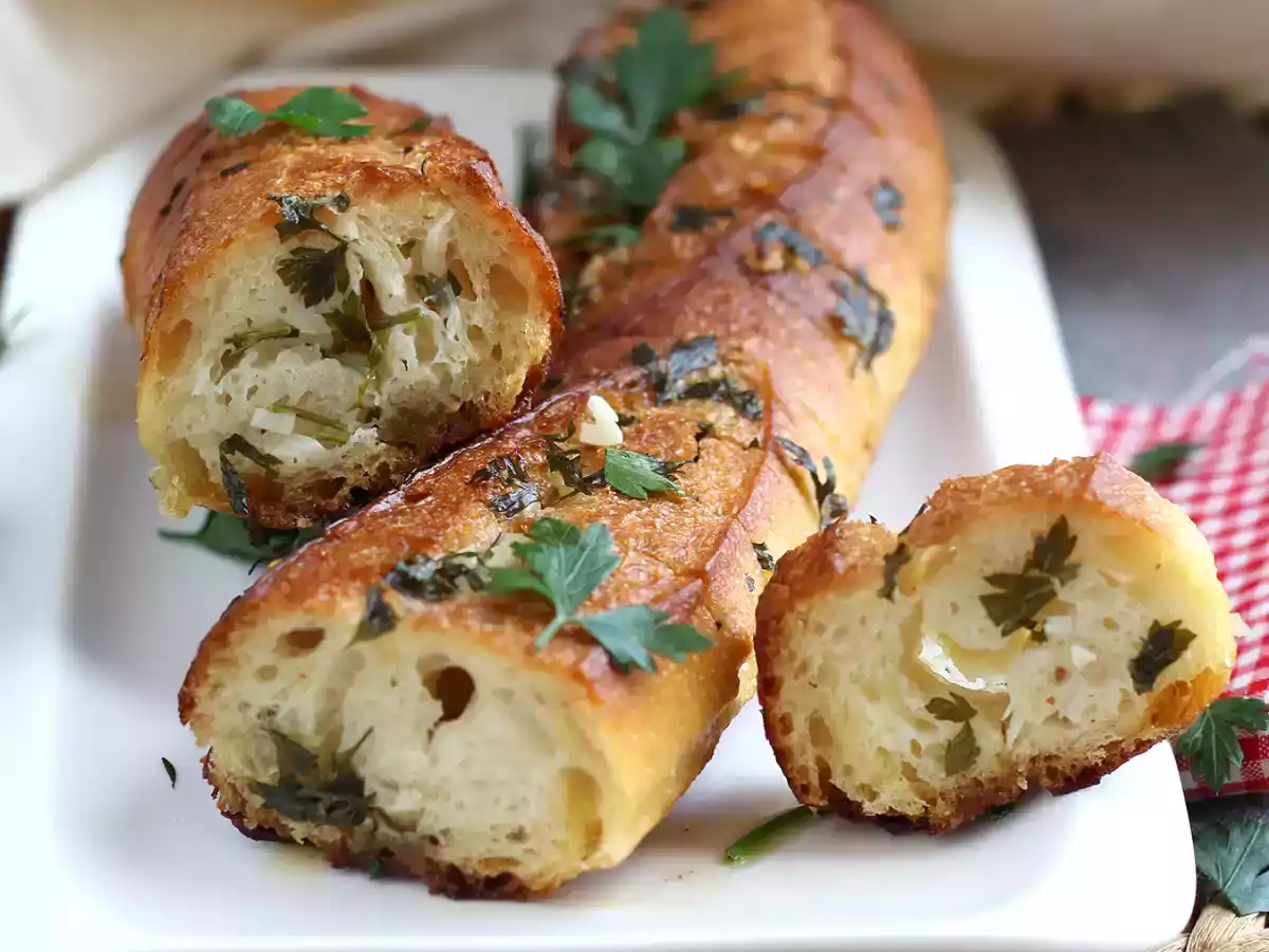 Garlic bread - video recipe ! - photo 5