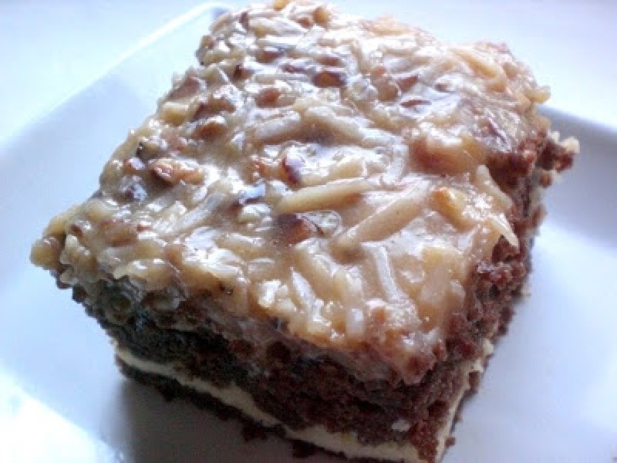 German Chocolate Cheesecake And The Purse Winner. - photo 3