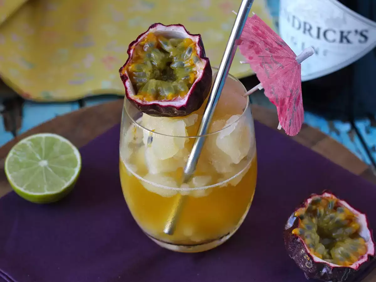 Gin and passion fruit slush cocktail: the perfect summer refreshment! - photo 4
