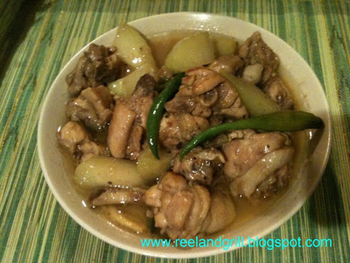 Ginataang Manok (Chicken Cooked in Coconut Milk or ?Gata?) - photo 2