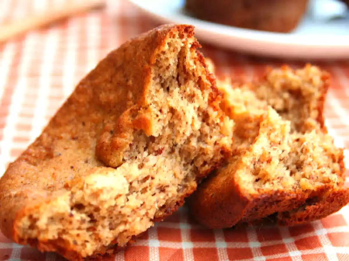 Gingerbread Cream Cheese Muffins (Low Carb and Gluten Free)