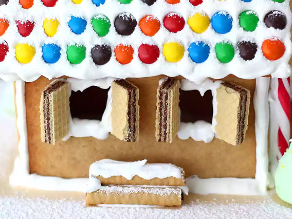 Gingerbread house for christmas - photo 4