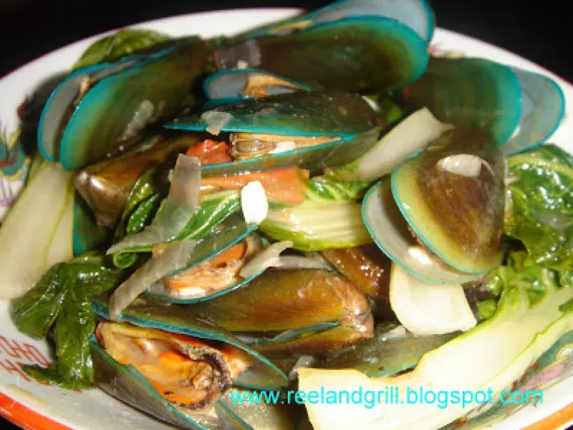 Ginisang Tahong (Sauteed Asian Green Mussels), photo 1