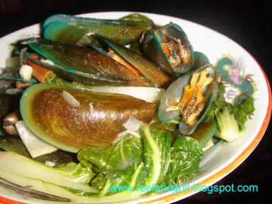 Ginisang Tahong (Sauteed Asian Green Mussels), photo 2