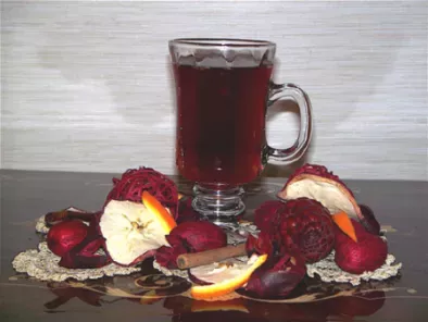 Glugg, Spiced Wine for Holiday Greetings