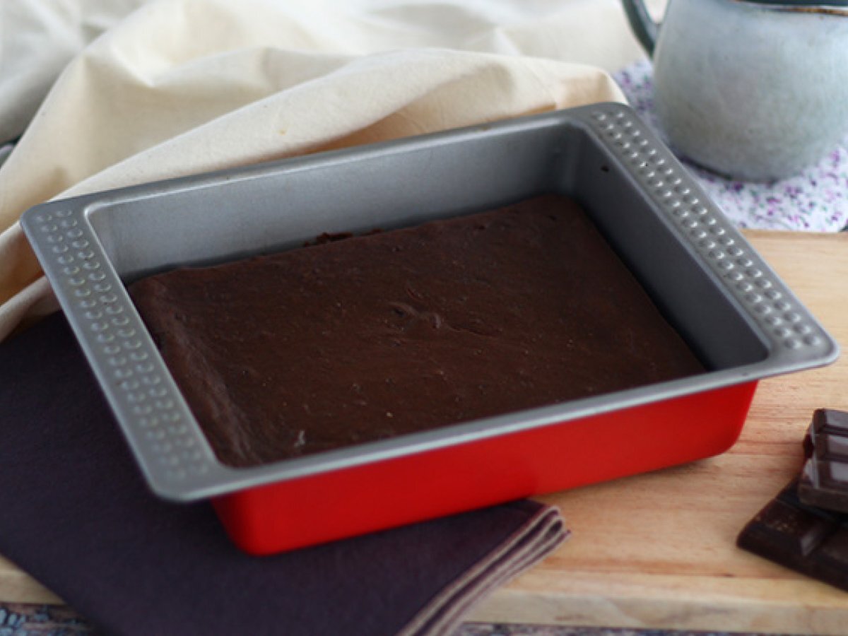 Gluten free chocolate cake with red beans - photo 2