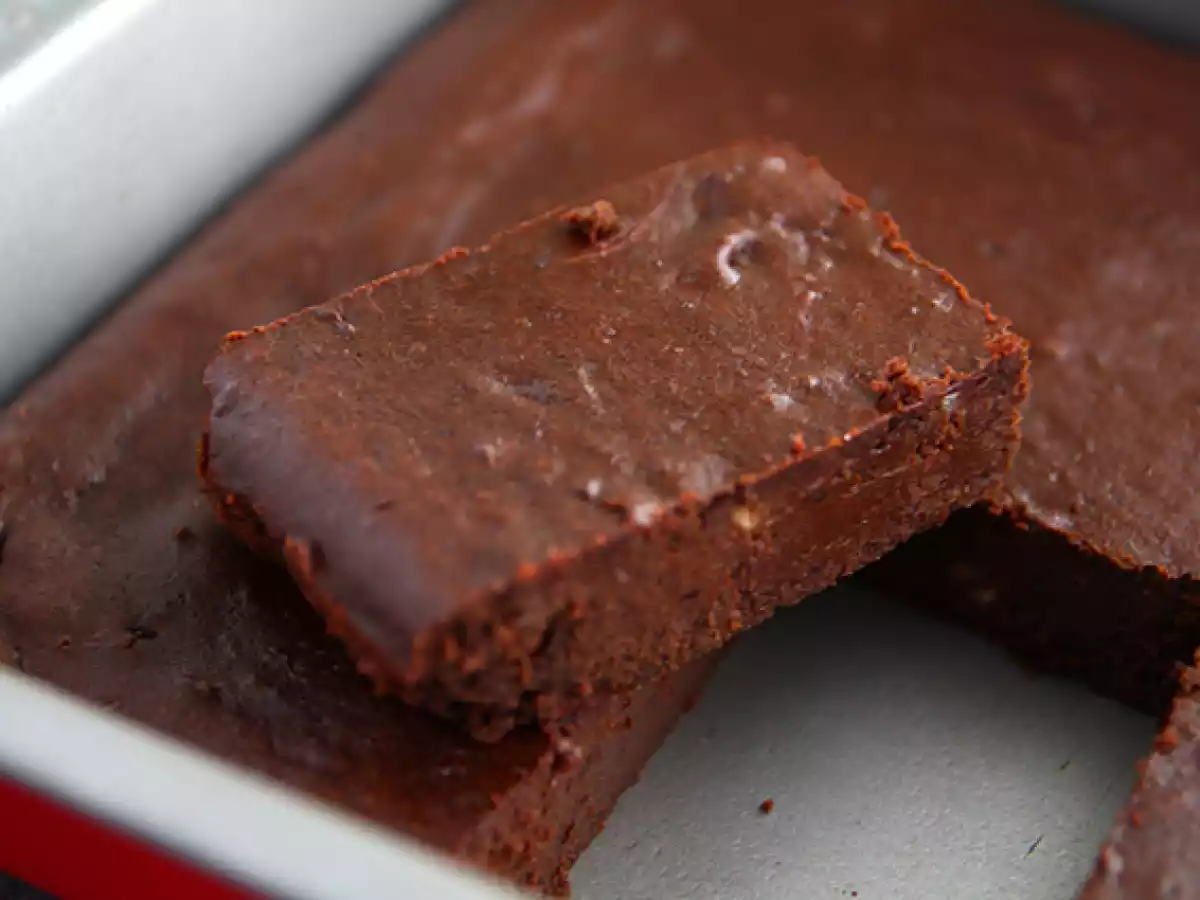 Gluten-free chocolate fondant with red beans - dairy-free - photo 3