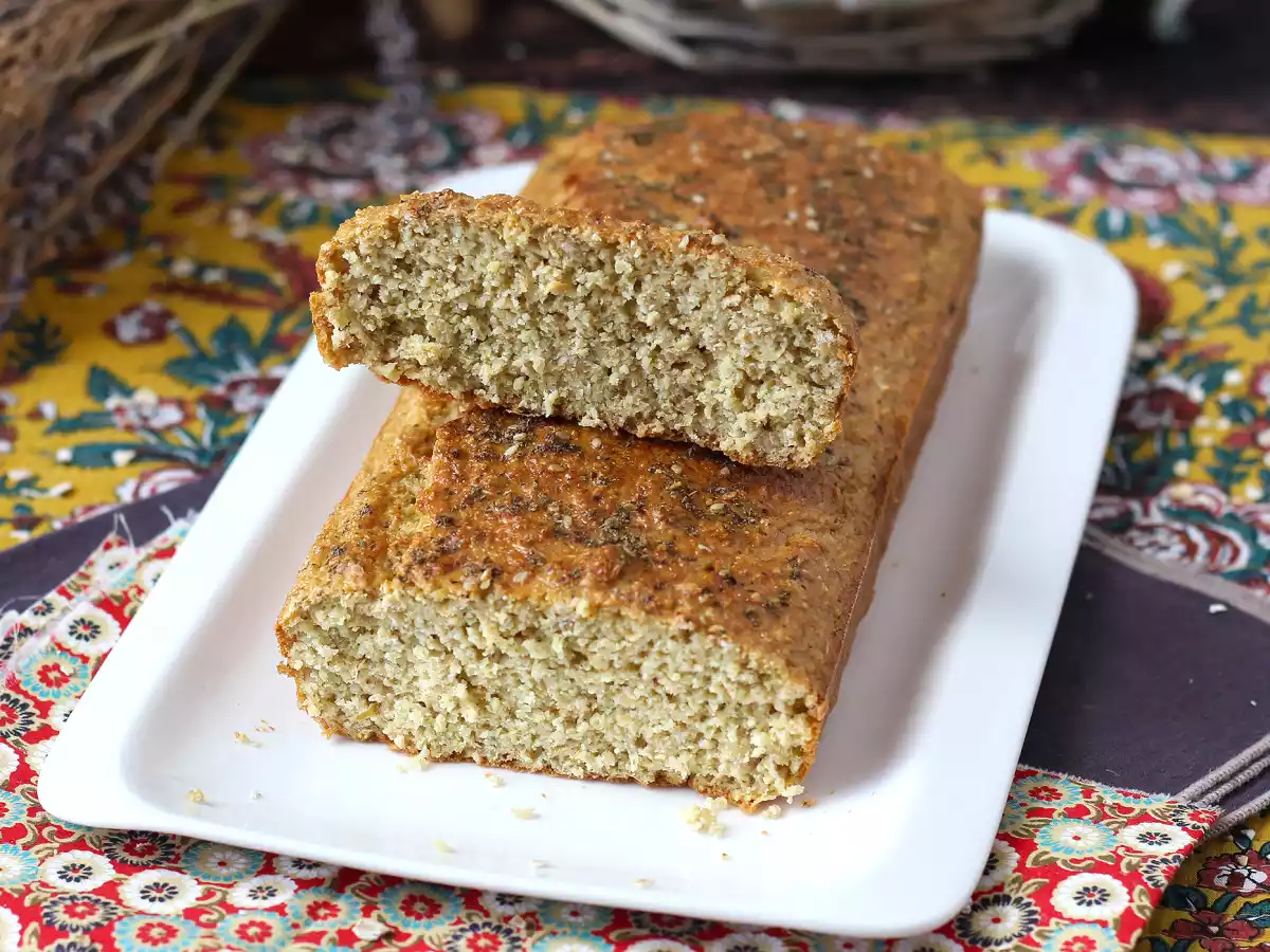 Gluten-free oatmeal bread with yogurt and eggs: a healthy and easy-to-make recipe - photo 2