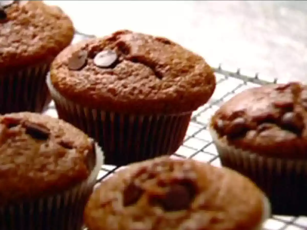Gluten/Dairy-Free Chocolate Chip Pumpkin (& Vegan) Muffins - photo 2