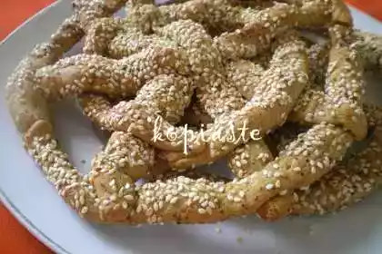 Cypriot sesame rusks recipe: easy homemade glystarkes