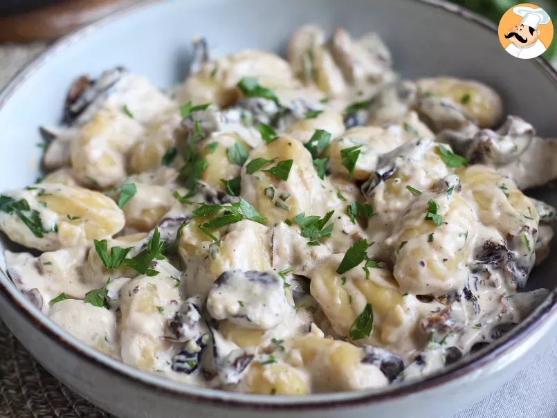 Gnocchi with mushrooms, a tasty and easy meal, photo 2