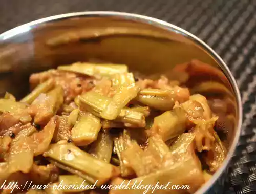 Goru chikkudu (guvar) raw mango curry recipe
