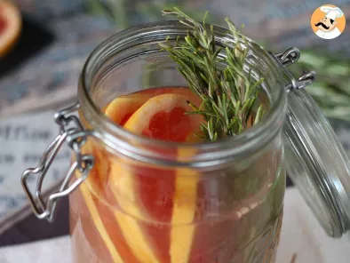 Grapefruit and rosemary flavored water: the detox drink without added sugar, photo 2