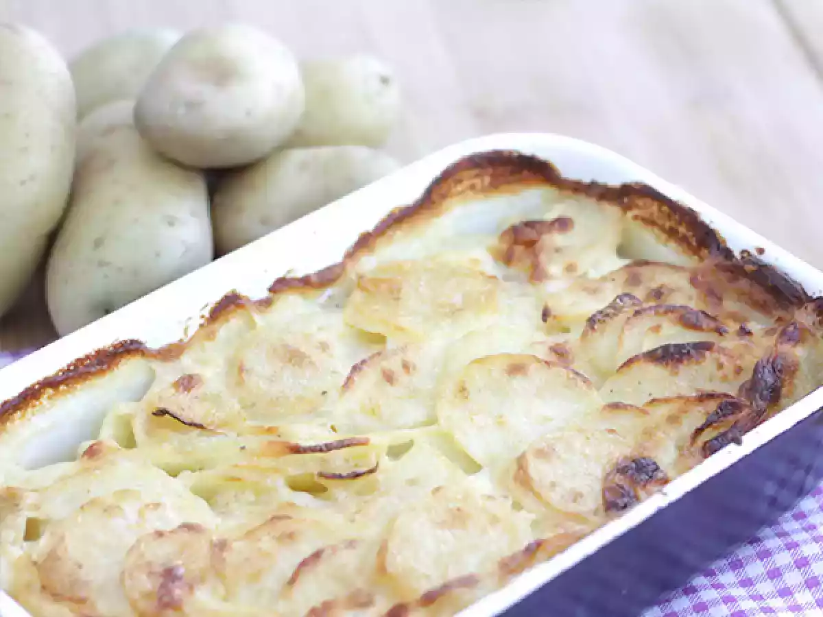 Gratin dauphinois, the real traditional french potato gratin recipe - photo 2