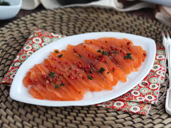 Recipe Gravlax, swedish-style marinated salmon