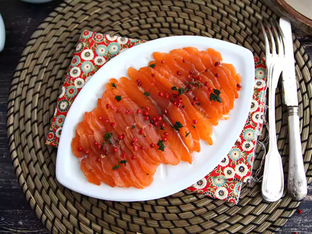 Gravlax, the swedish-style marinated salmon - photo 3