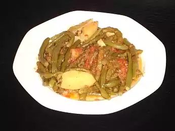 Greek Fresh Green Beans (Fasolakia)