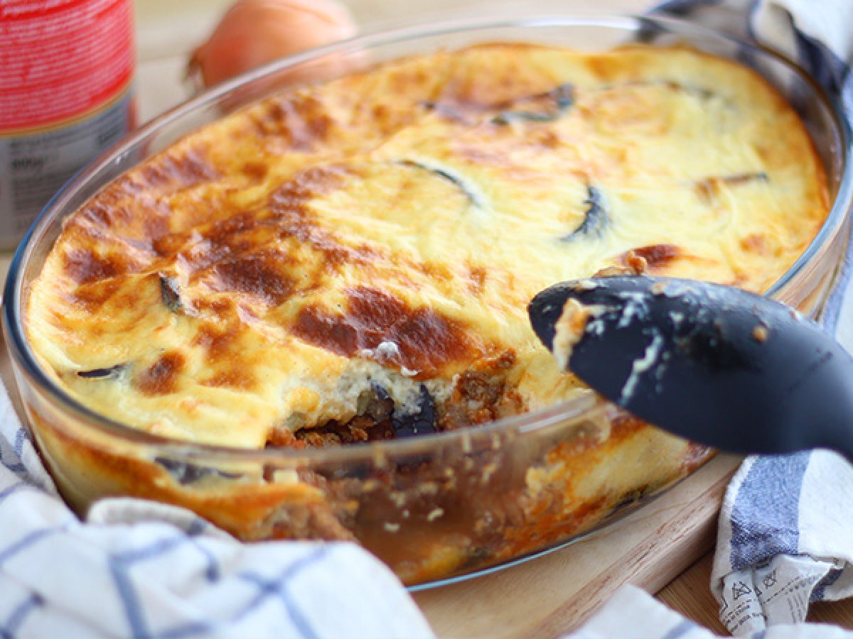 Greek moussaka - Video recipe !