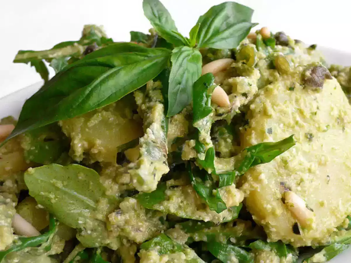 Green bean, potato and rocket salad with capers and basil-zucchini-pine nut pesto