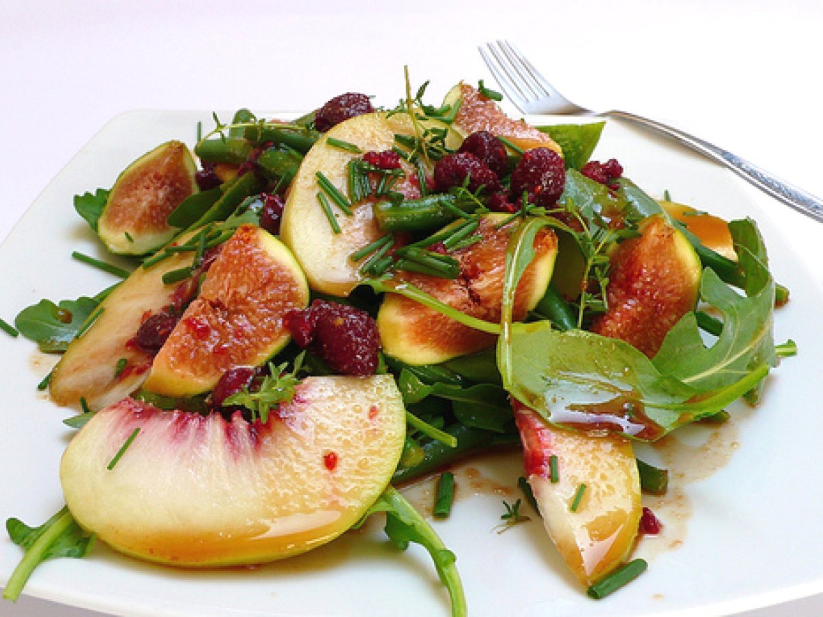 Green bean, rocket, peach and fig salad with a raspberry and balsamic vinegar dressing