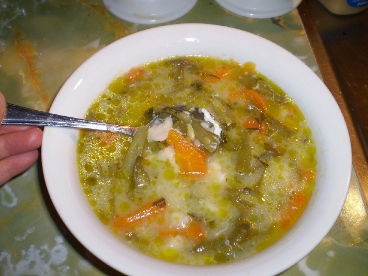 Green Bean Soup with Yummy Dumplings