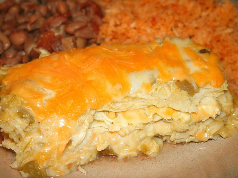 Green Chile Chicken Enchilada Casserole