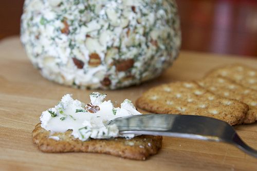 Green onion cheese ball Recipe Petitchef