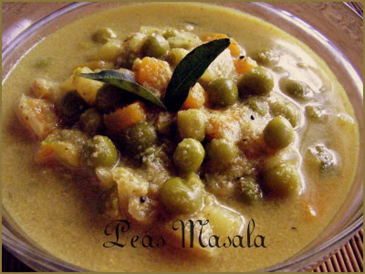 Green Peas Masala ~ Thattukada Style!!