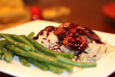 Grilled quail recipe with blackberry sauce