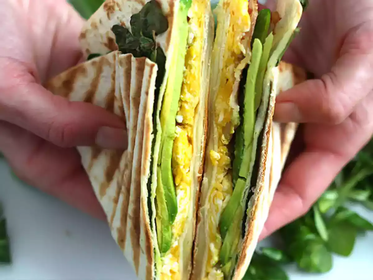 Grilled tortilla wrap brunch style - tortilla wrap hack - photo 5