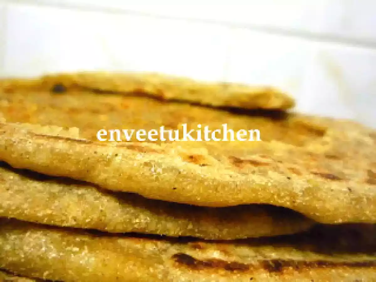 Groundnut/Peanut Masala Stuffed Paratha
