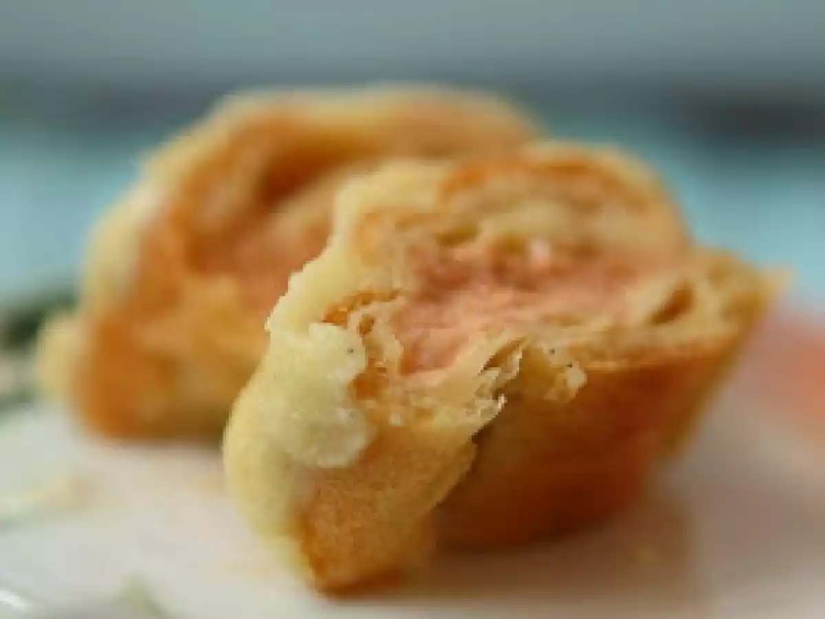 Guava cream éclairs topped with vanilla-bean white chocolate - photo 3