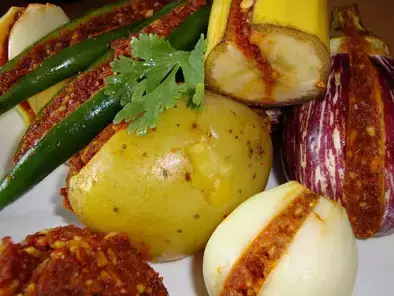 Guest Recipe: Akhu Shaak- Whole Vegetables with a Spicy Peanut Stuffing - photo 2