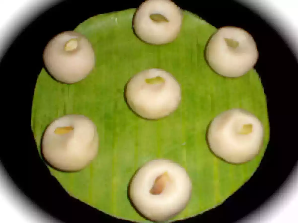 Gujiya & Doodh ( Milk ) Peda - photo 2