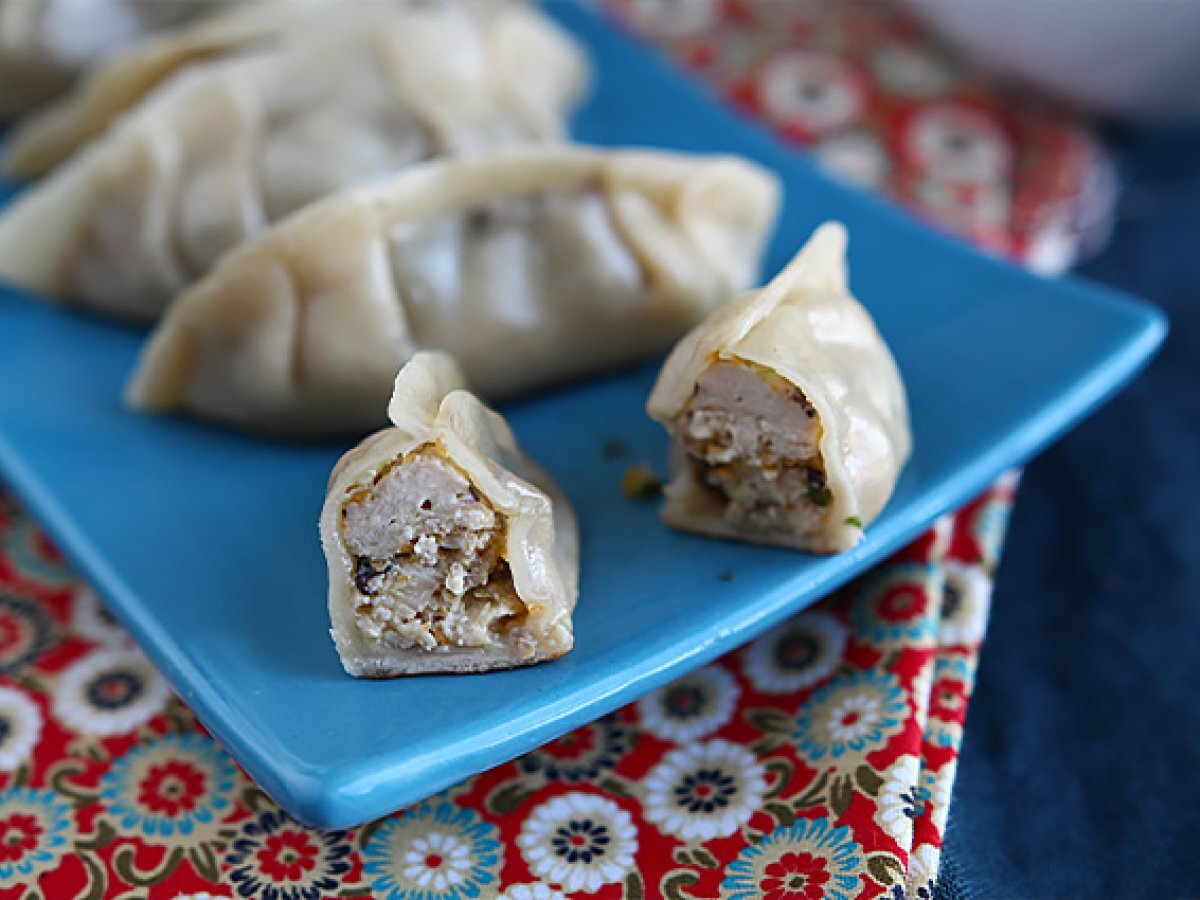 Gyozas stuffed with chicken, carrots and mushrooms - dumplings - photo 5