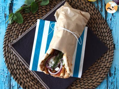 Gyros with halloumi, a vegetarian version of the Greek sandwich! - photo 2