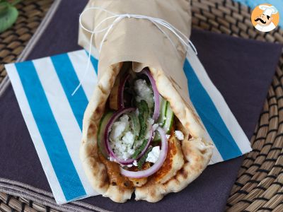 Gyros with halloumi, a vegetarian version of the Greek sandwich! - photo 5