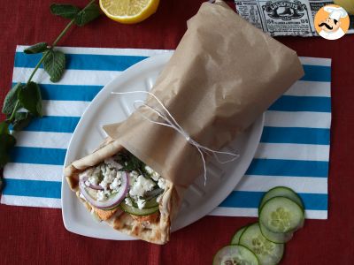 Gyros with salmon, the perfect Greek fish sandwich for summer! - photo 3