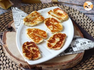 Halloumi pan-fried sweet and sour with honey and rosemary - photo 3