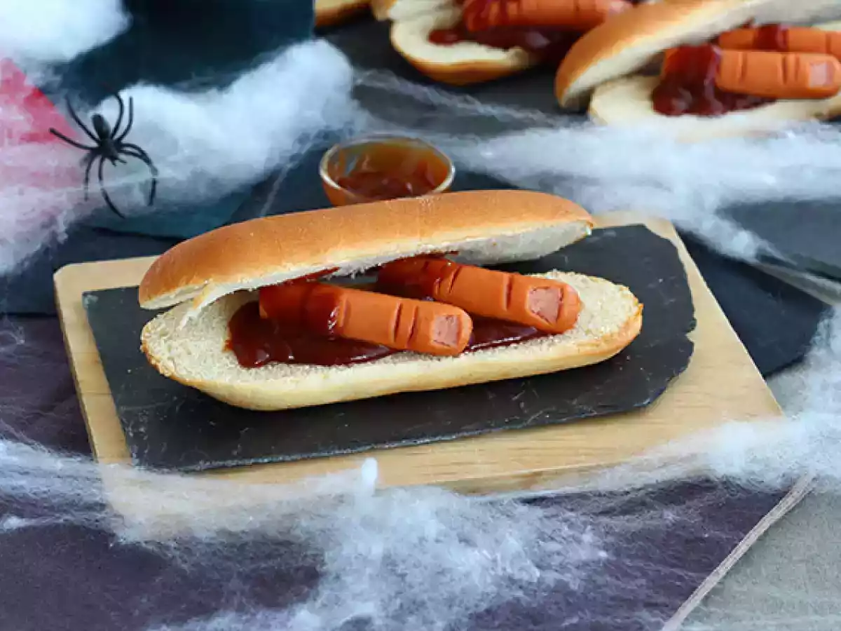 Halloween bloody hot dogs