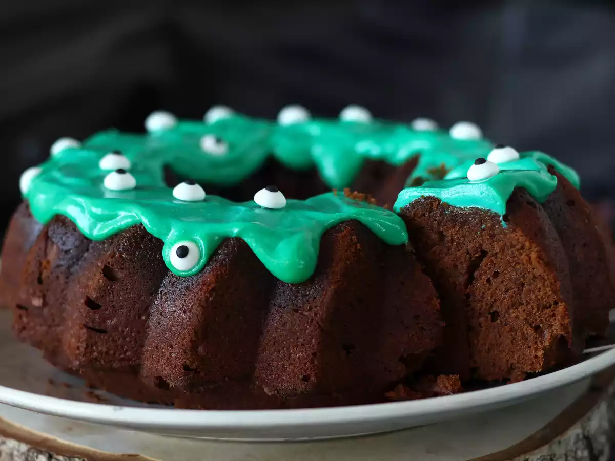 Halloween bundt cake - photo 3