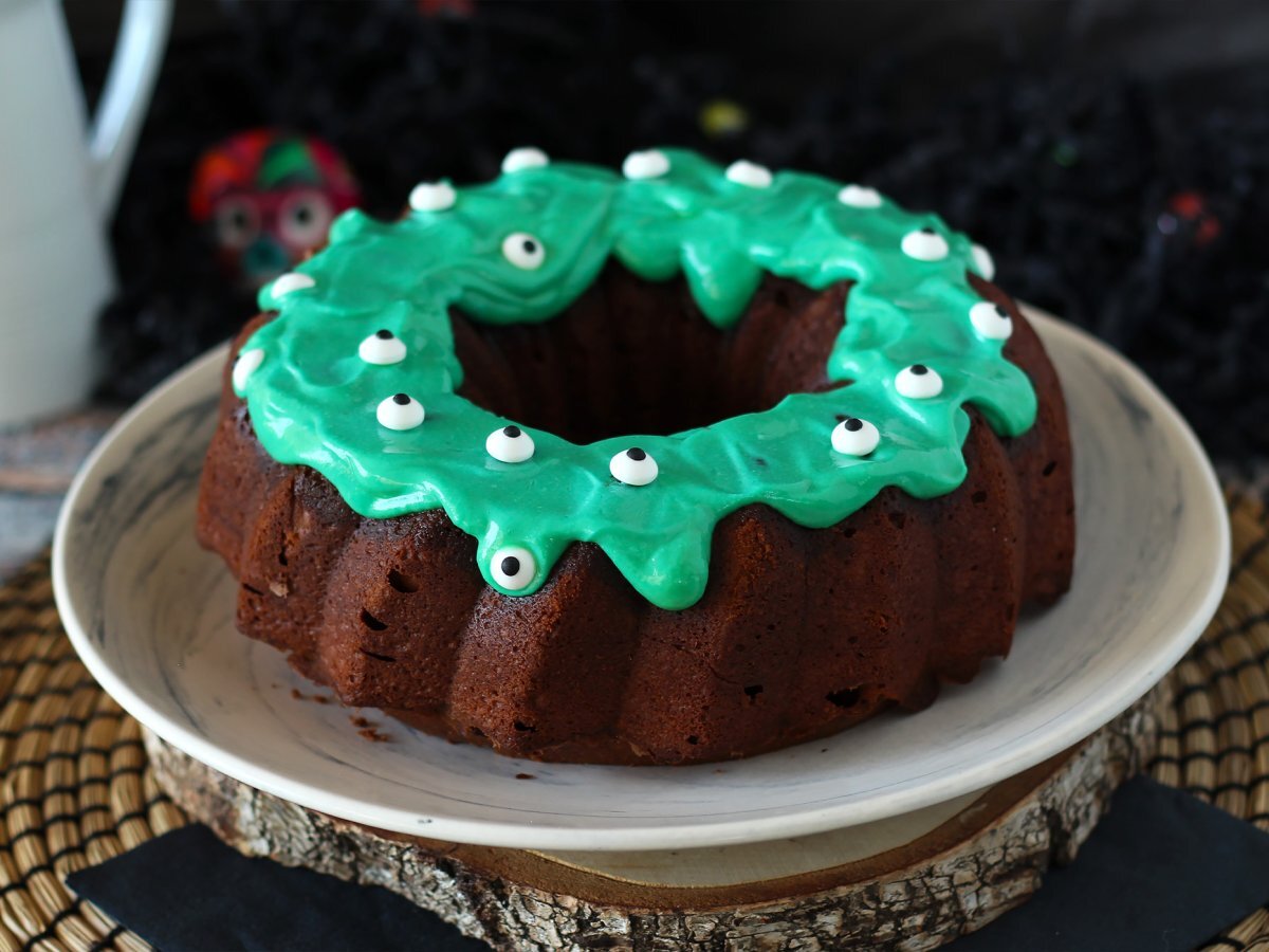 Halloween Bundt Cake - photo 6