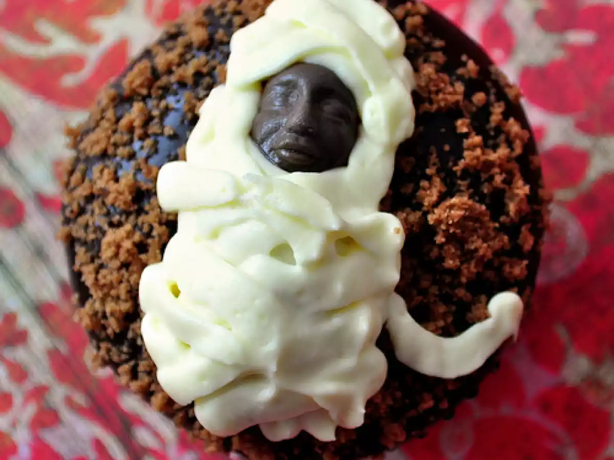 Halloween Cupcake Contest and Tiramisu Cupcakes - photo 3