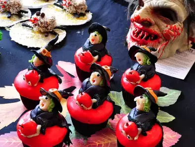 Halloween Cupcake Contest and Tiramisu Cupcakes - photo 4