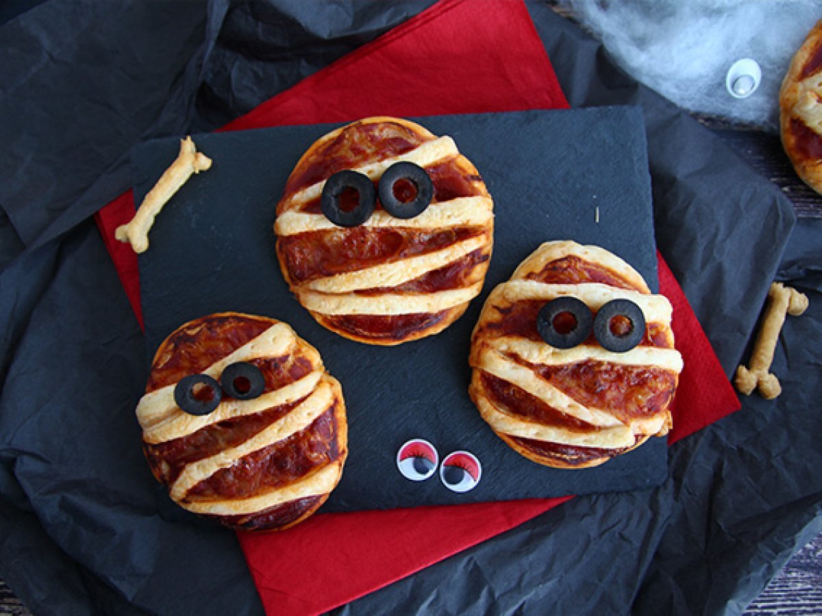 Halloween flaky mummies - photo 2