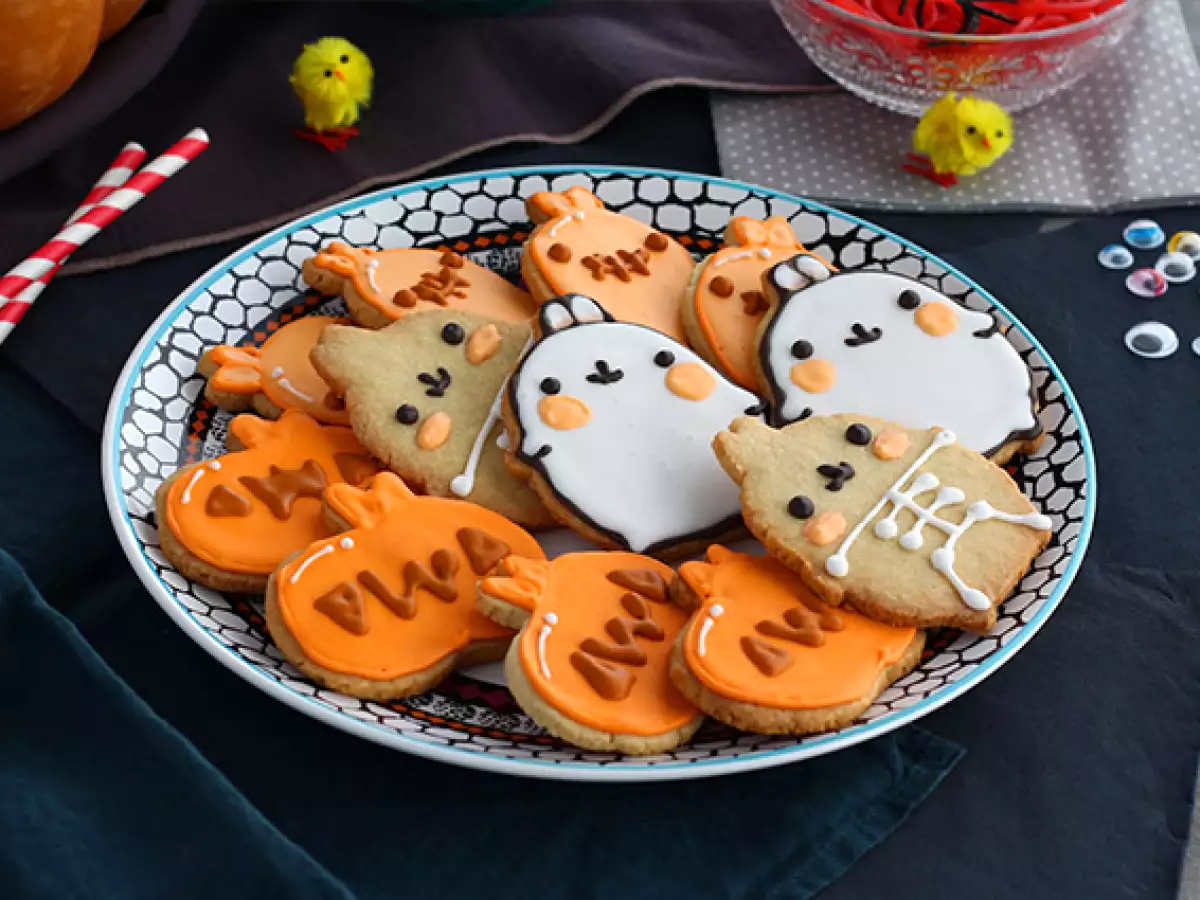 Halloween Molang decorated cookies - photo 2