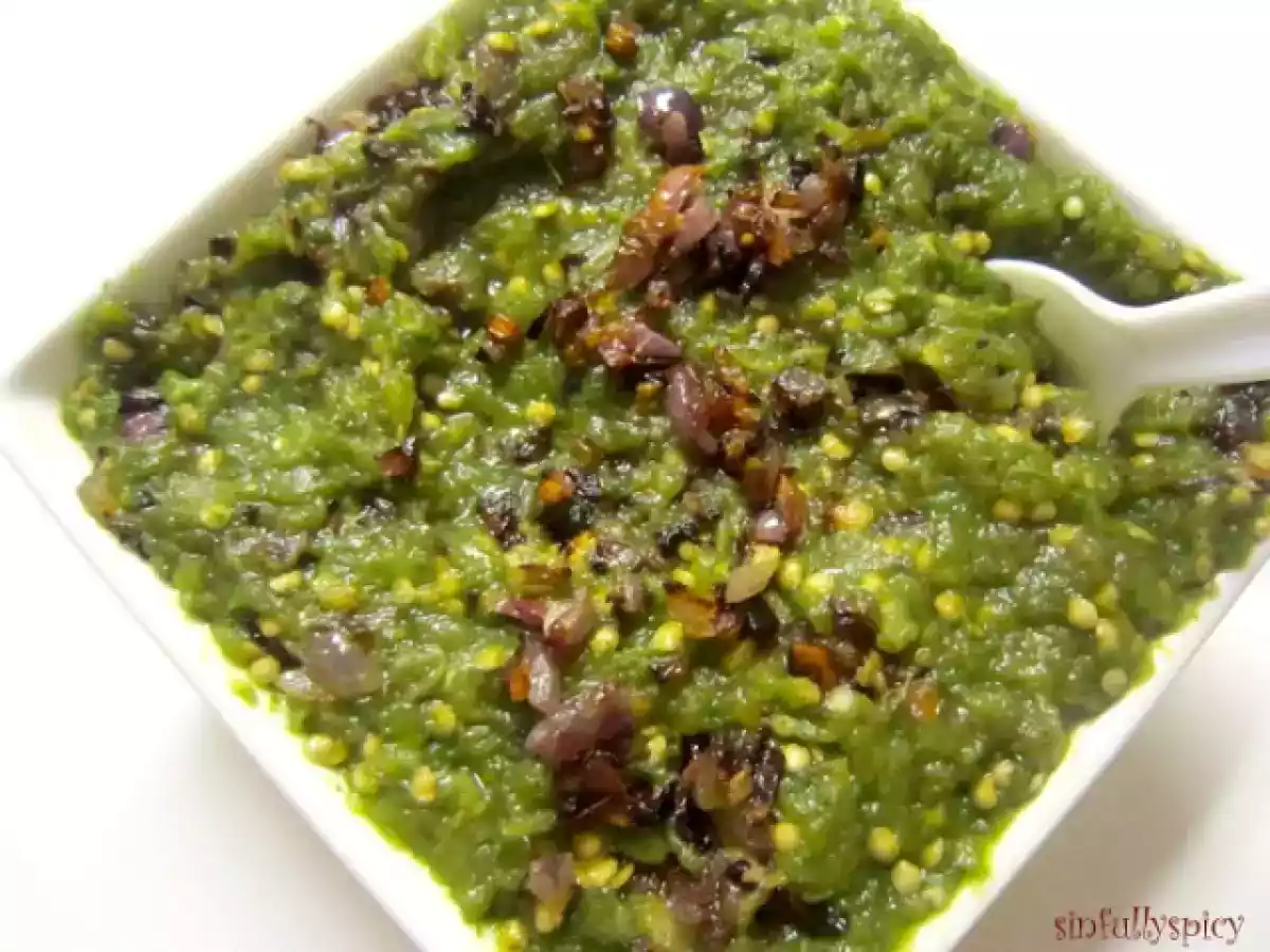Hara Baingan Bharta /Spicy Mashed Roasted Eggplant
